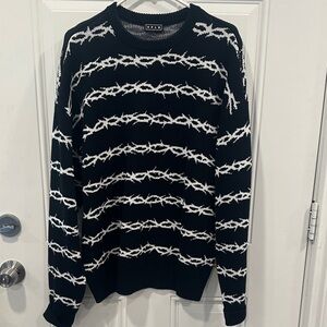 Sam & Colby XPLR Black and White heavy barbed wire Sweater medium